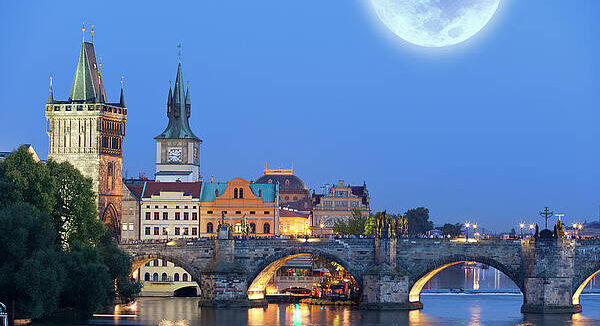 Charles bridge prague