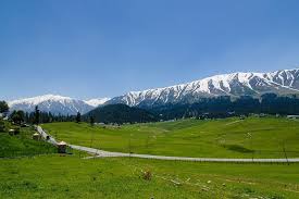 Stunning Kashmir With Doodhpatri Special